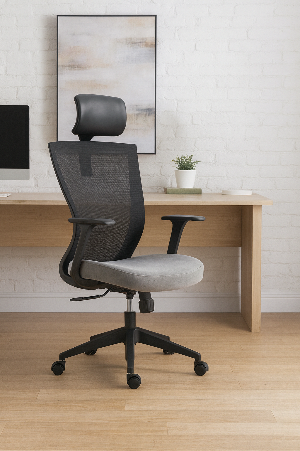 ChatGPT Image 1. kol 2025. 11_37_00 KANCELARIJSKA STOLICA US2 - Image 1